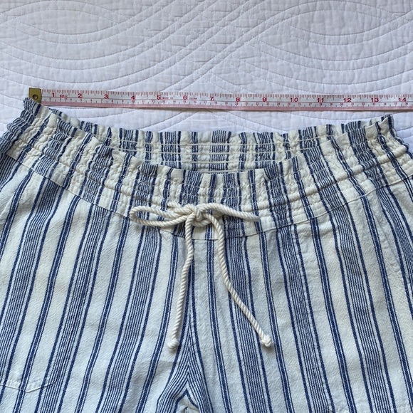 Roxy Oceanside Stripe Flared Linen Pants M NWT - Picture 9 of 16